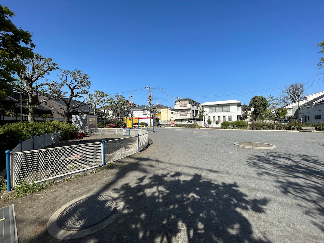 サニーコートC 公園