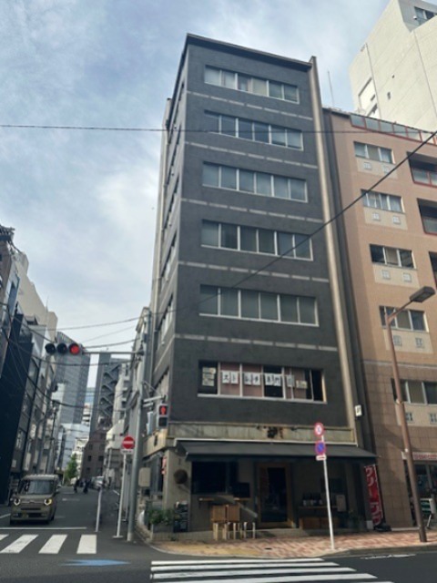 京橋プリズムビル 外観