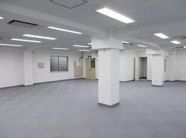 見真ビル リビング