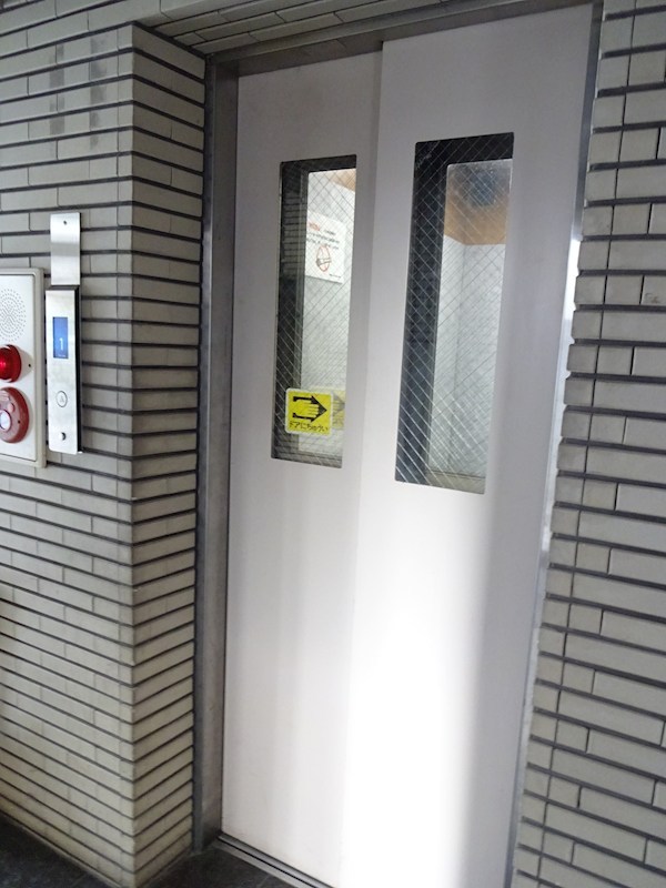 エスペランサー弥生 エントランス
