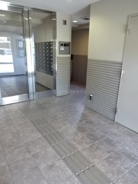音羽ハイツ 玄関