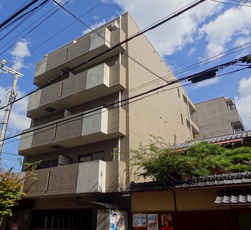 ＧＩＯＶＡＮＥ髙橋 外観