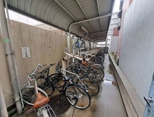 パインフィールド吉祥院 駐車場