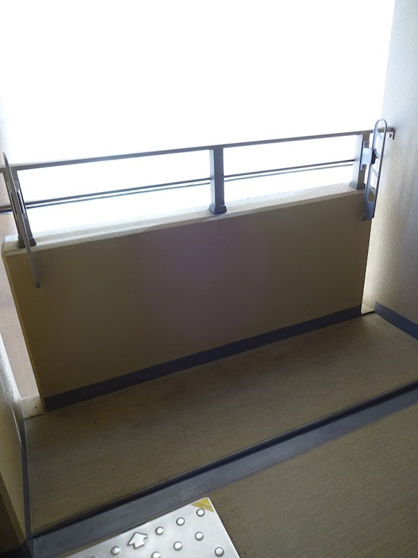 イーグルコート烏丸御池 ベランダ