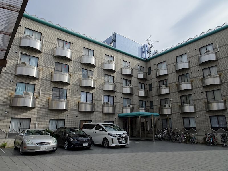 アビタシオン鴨川 外観