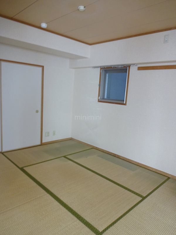 メゾン油小路 収納