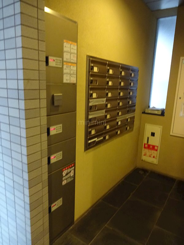 メゾン油小路 エントランス