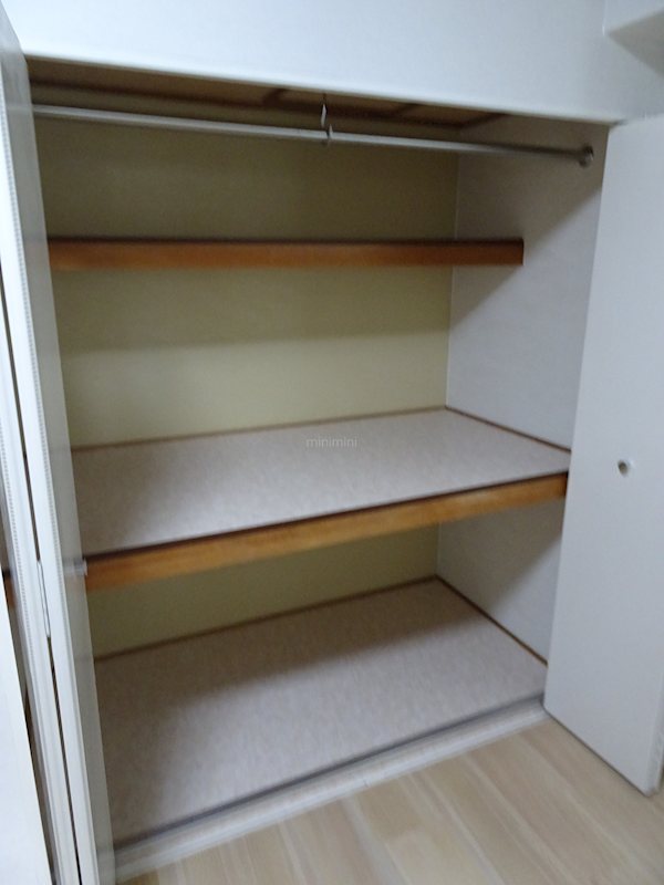 ボナール三条高倉 収納