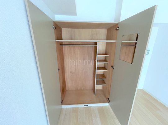 ＲＥＳＩＤ’７８７ 収納