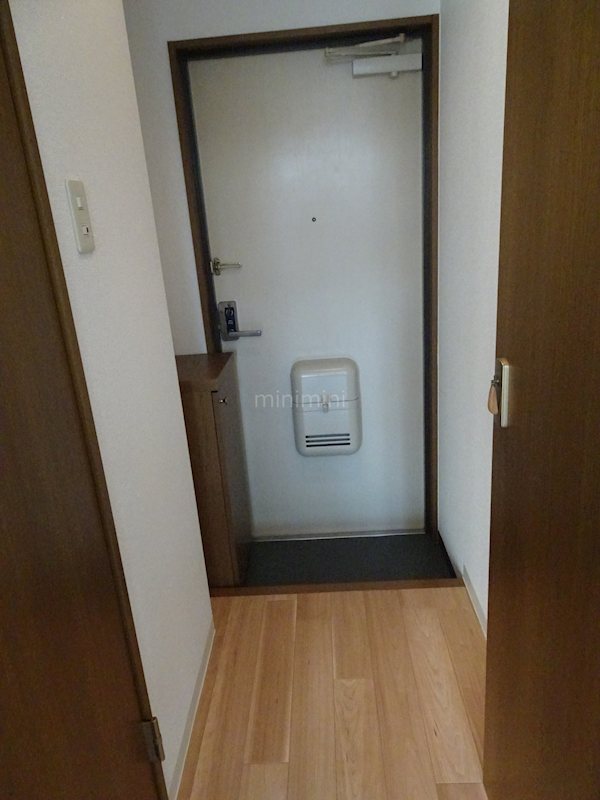 サンロイヤル大宮 玄関