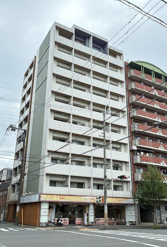 グランドパレス西大路 外観