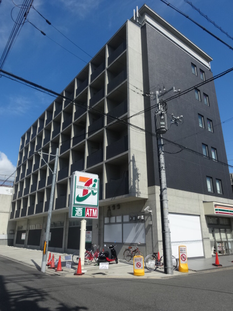グランドパレス西大路 コンビニ