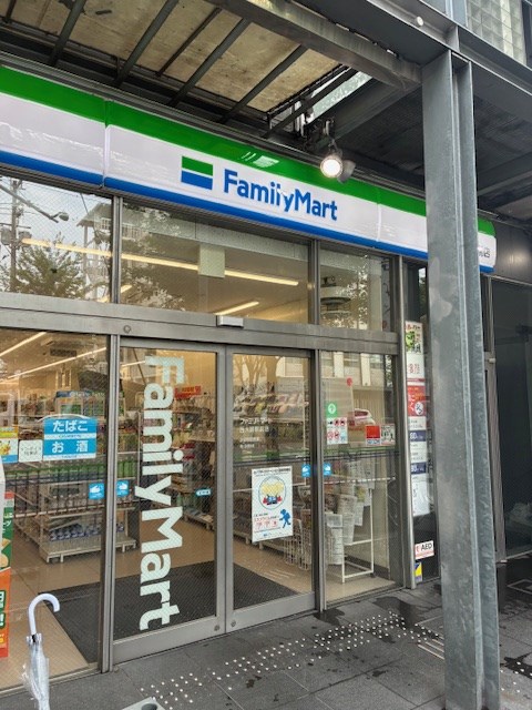 グランドパレス西大路 コンビニ