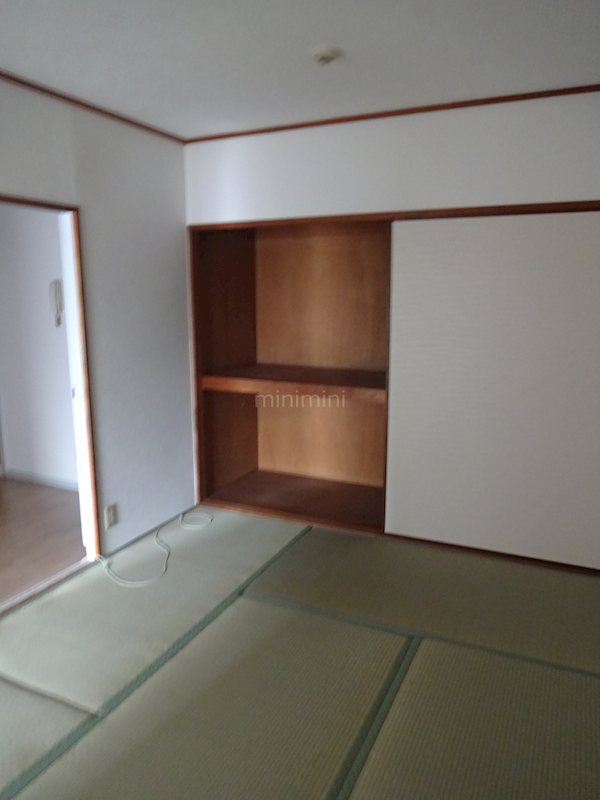 ロイヤルコーポ 収納