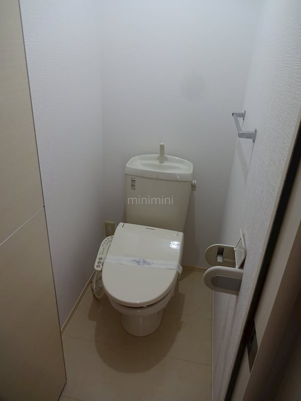 アリヴィオ清涼　A棟 トイレ