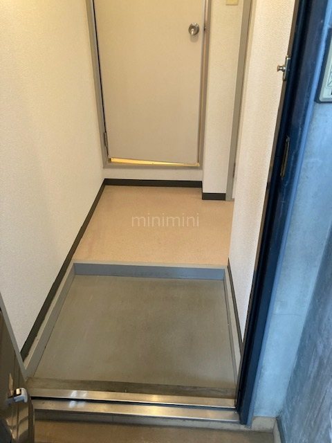 エレガンスコート北山 玄関