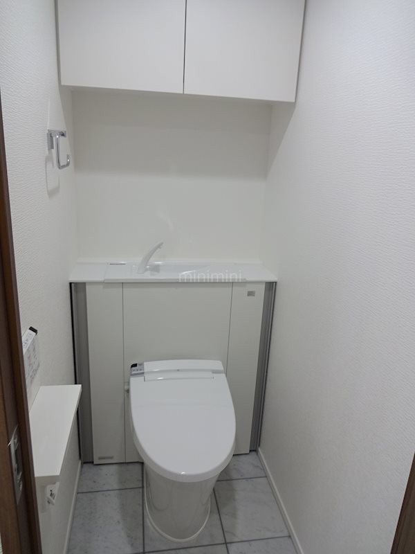 リーガル京都堀川五条通りⅡ トイレ