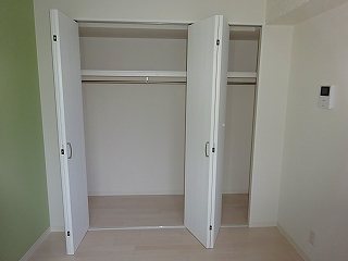 サンローラン新十条 ベッドルーム