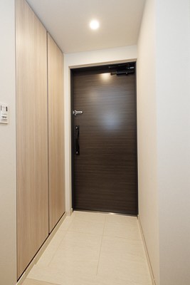 パークホームズ本郷三丁目 玄関