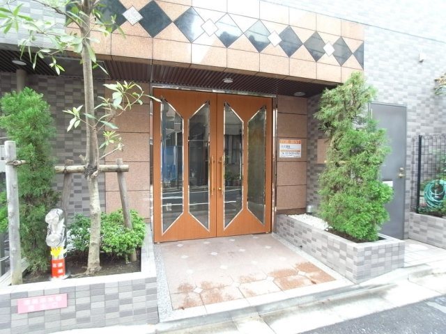 東京都文京区湯島３丁目 エントランス