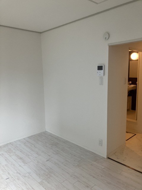 東京都新宿区原町１丁目 リビング