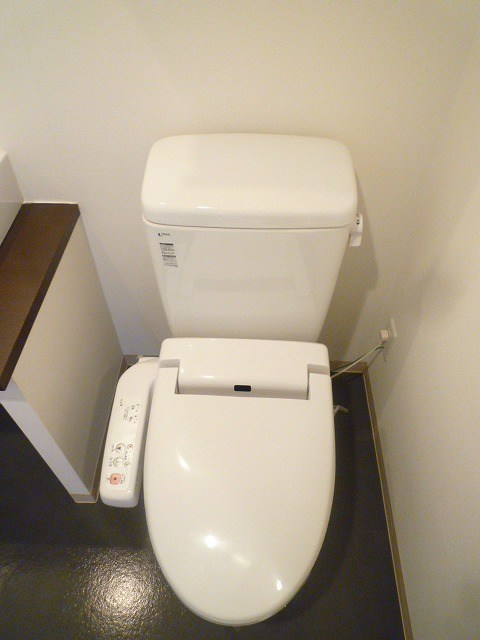 デ・ソーレ東池袋 トイレ