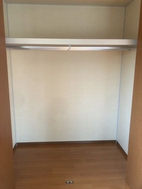 東京都江戸川区本一色３丁目24-9 収納