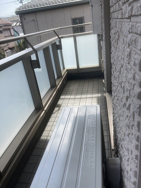 東京都江戸川区本一色３丁目24-9 ベランダ