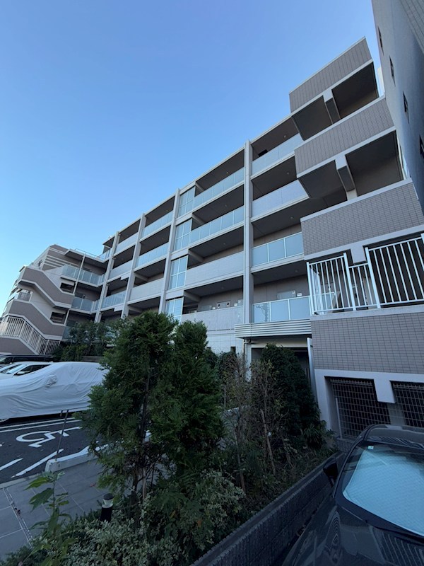 PLUM VILLAGE 外観