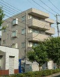 アルファイースト 外観