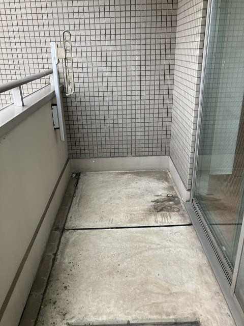 アルファイースト ベランダ