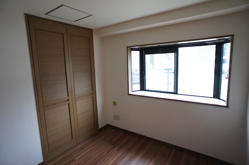 サンハイム松丸Ⅴ ベッドルーム