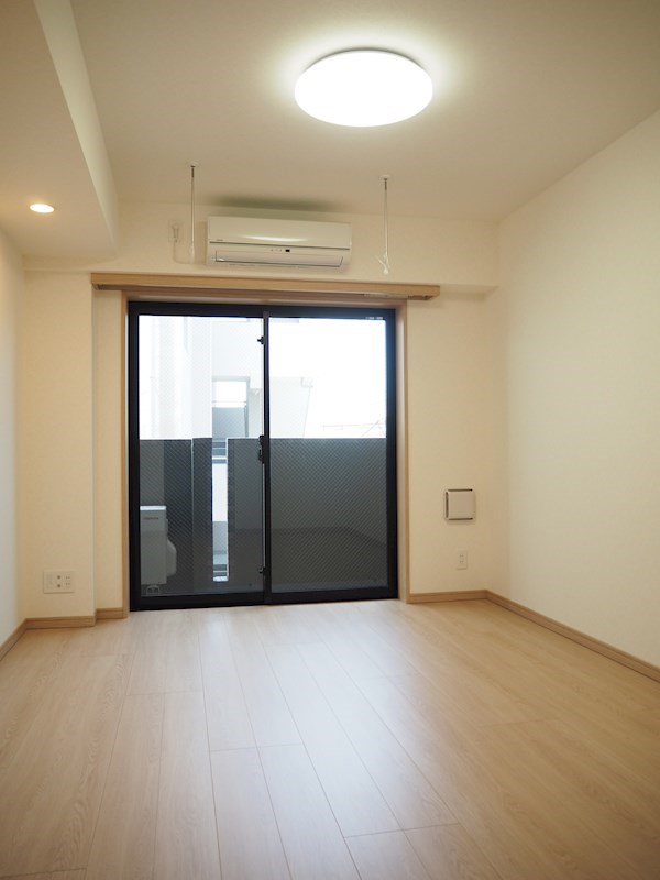 ルーブル三軒茶屋伍番館 リビング