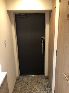 ルーブル川崎上平間弐番館 玄関