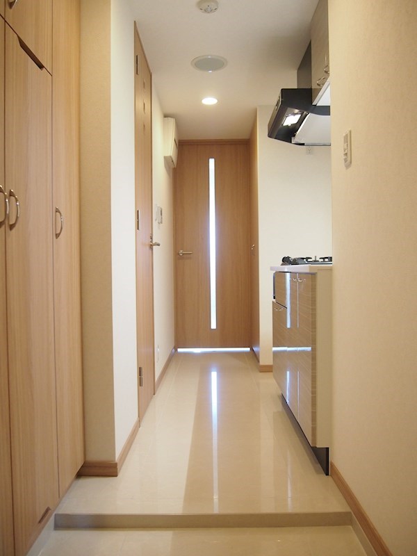 ルーブル川崎六番館 玄関