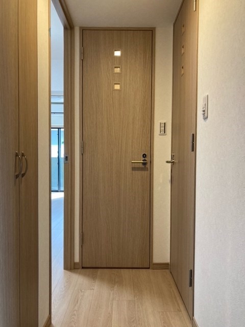 ルーブル中板橋伍番館 玄関