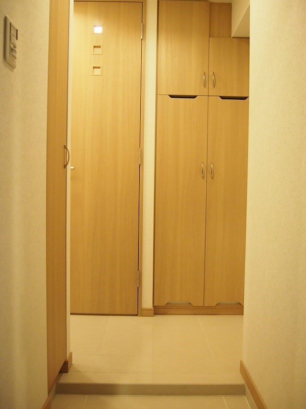 ルーブル東蒲田七番館 玄関