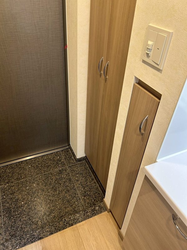 ルーブル練馬赤塚 玄関