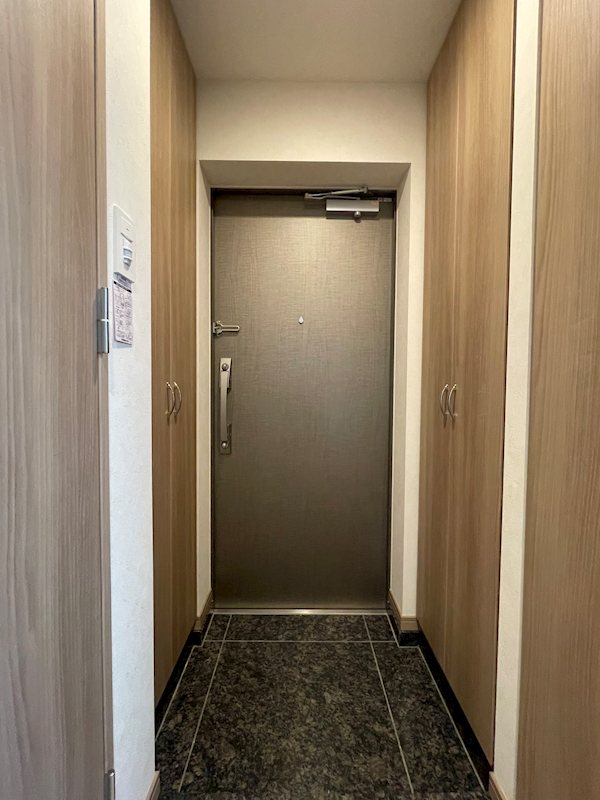 ルーブル川崎鷺沼 玄関