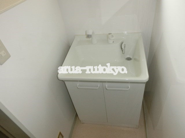 リベラルタカヤマ 洗面所