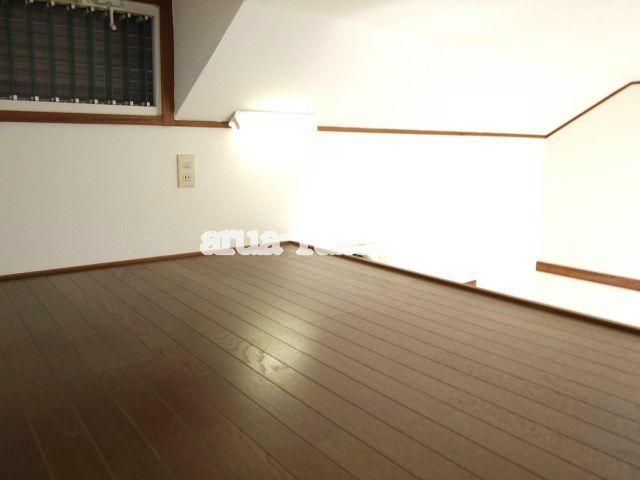 アーチェリーハウス リビング