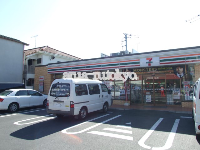 沢田パレス コンビニ