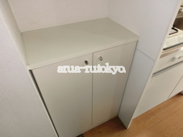 ヴェルドムール三鷹台 収納