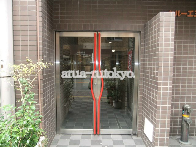 セルーエ三鷹  エントランス