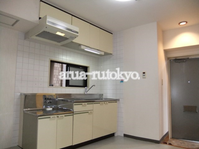 セルーエ三鷹  キッチン
