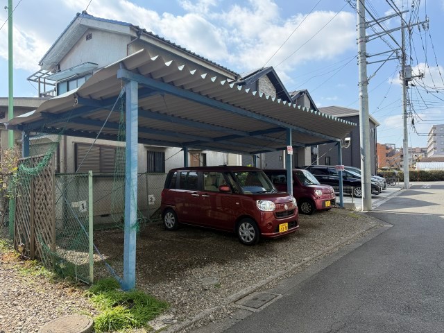 リバーハイツ駐車場 駐車場