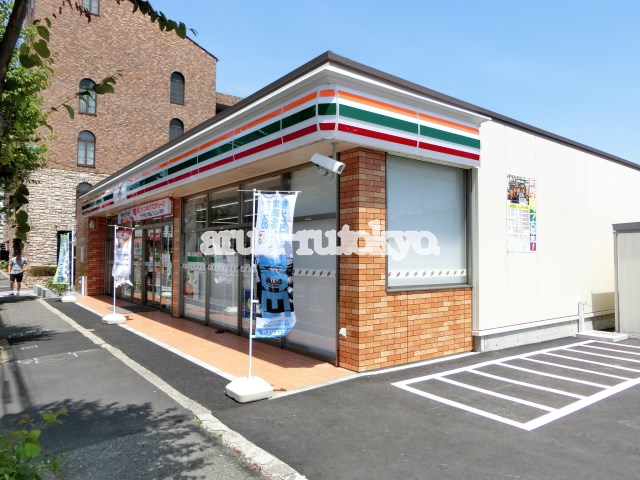 みどり荘 コンビニ