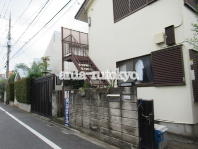 東京都武蔵野市吉祥寺本町４丁目 エントランス
