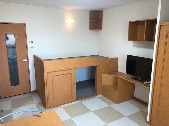 東京都三鷹市深大寺３丁目 リビング