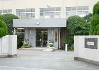 クレオン香椎花園前 中学校